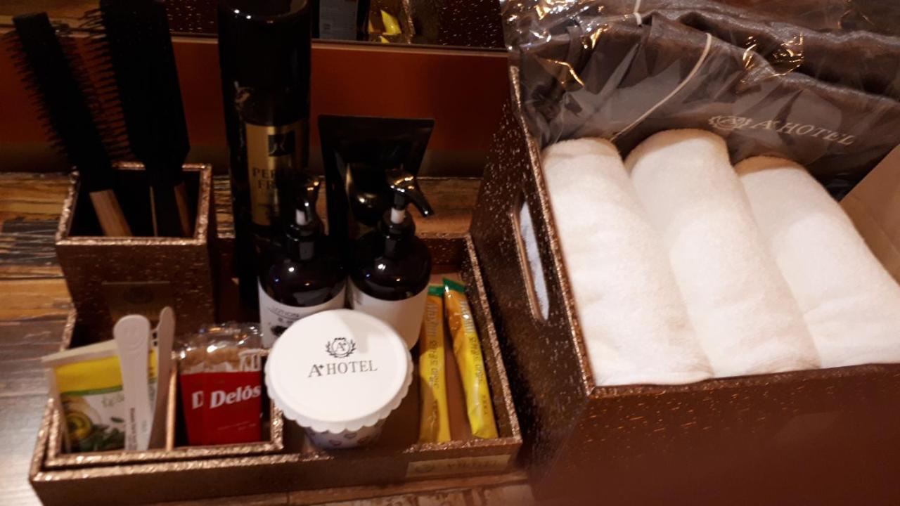 Geoje A-Plus Hotel Екстер'єр фото