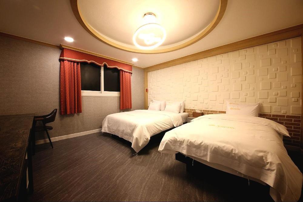 Geoje A-Plus Hotel Екстер'єр фото